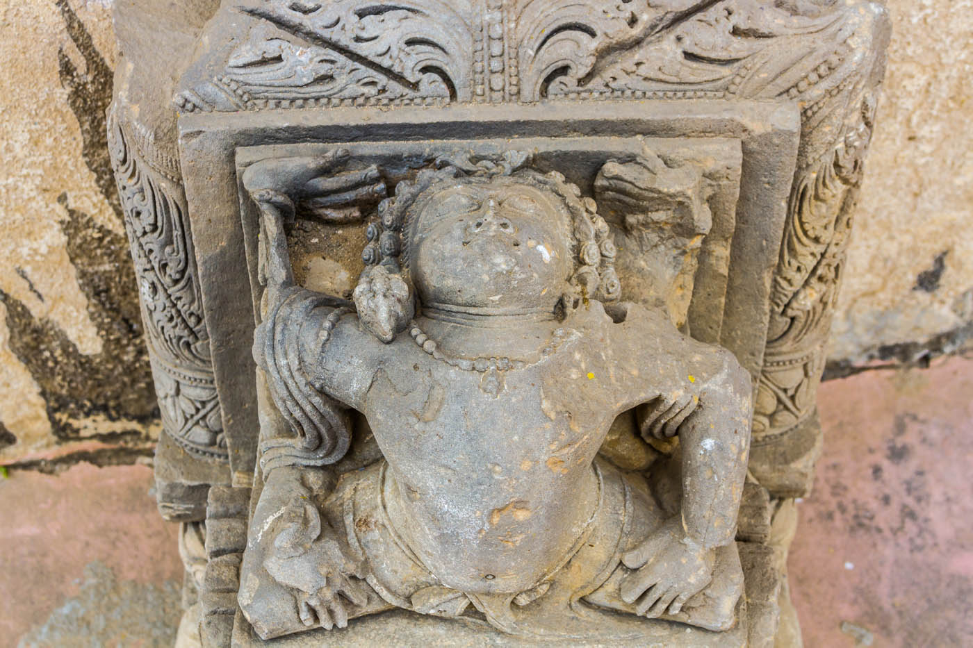 A,Carving,Of,A,Yogi,Doing,An,Asana,At,Chand
